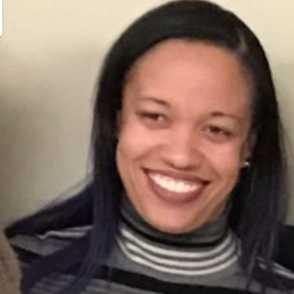 Meet your Posher, Kendra - Picture 1 of 1